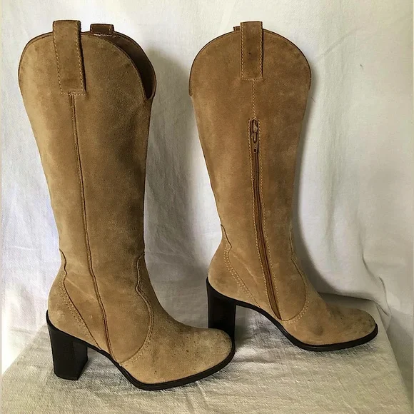 Fran Sarto Suede Heeled Boots - Picture 1 of 8